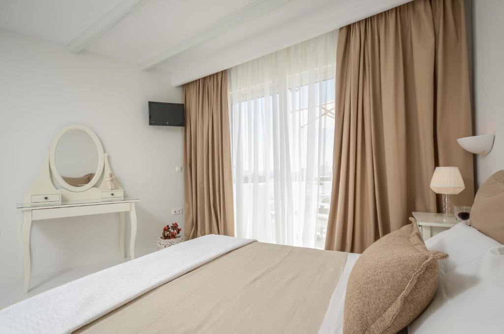 Helen Studios Naxos City Habitación foto
